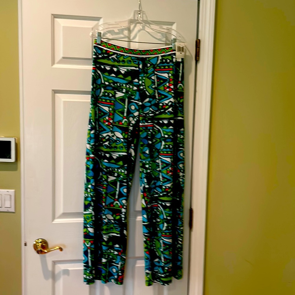 I love these pants. Fabric is so soft. Print is beautiful!